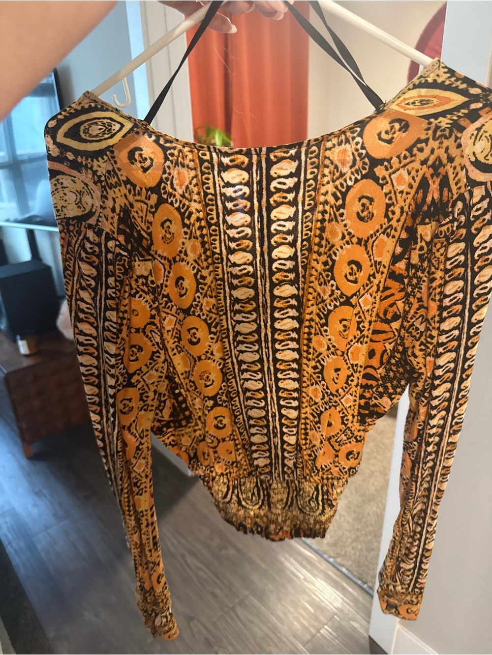 Free People Deep V-Neck Long Sleeve boho Paisley Top - Picture 5 of 6